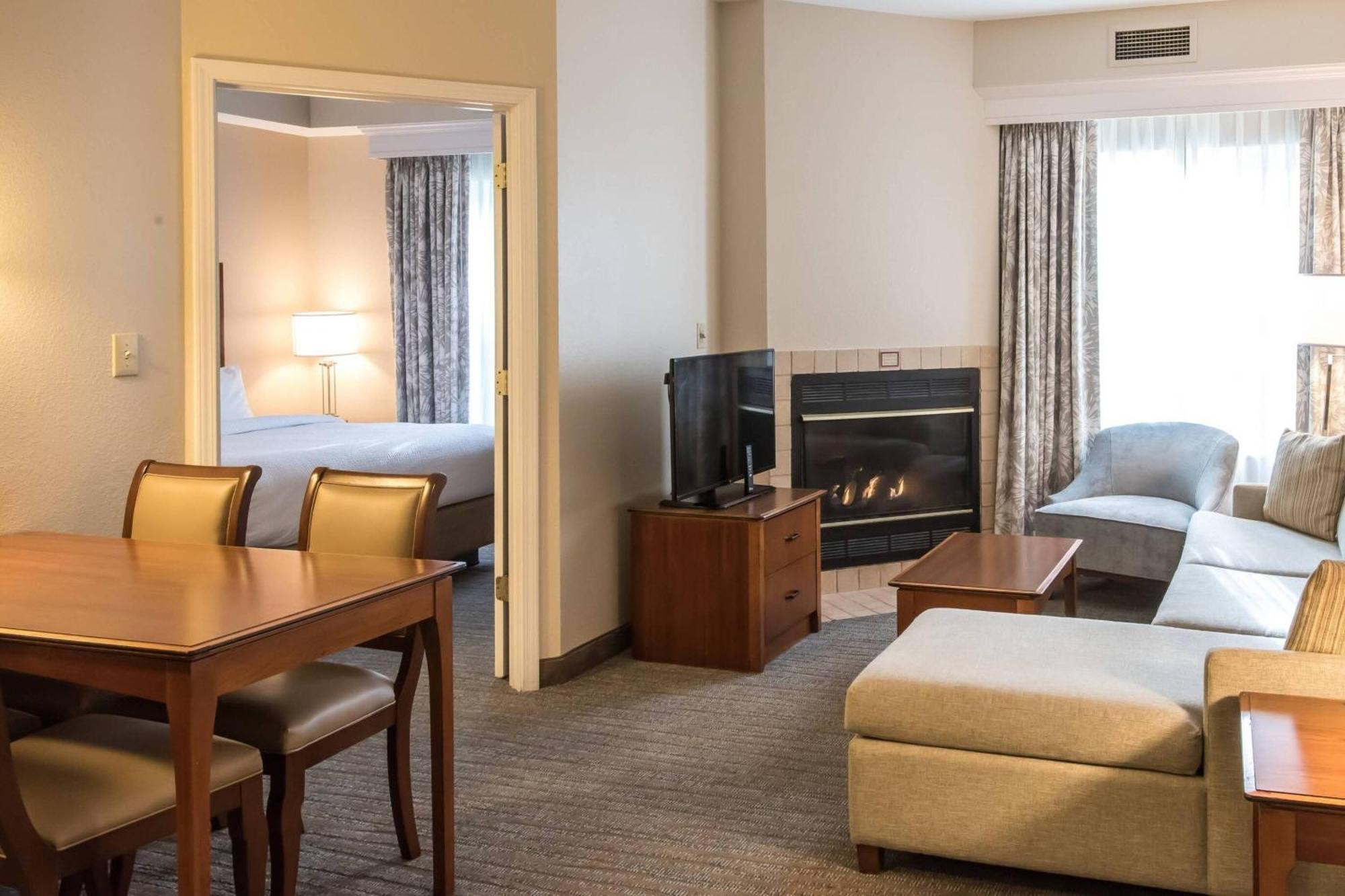 מאונט פלזנט Residence Inn By Marriott Charleston Mt. Pleasant מראה חיצוני תמונה