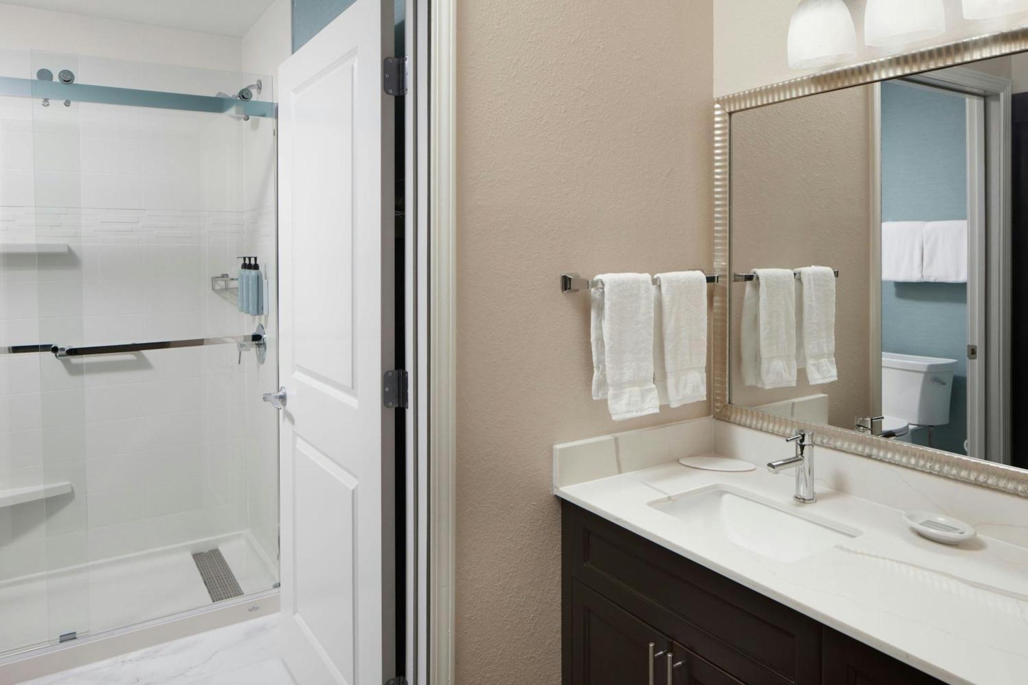 מאונט פלזנט Residence Inn By Marriott Charleston Mt. Pleasant מראה חיצוני תמונה