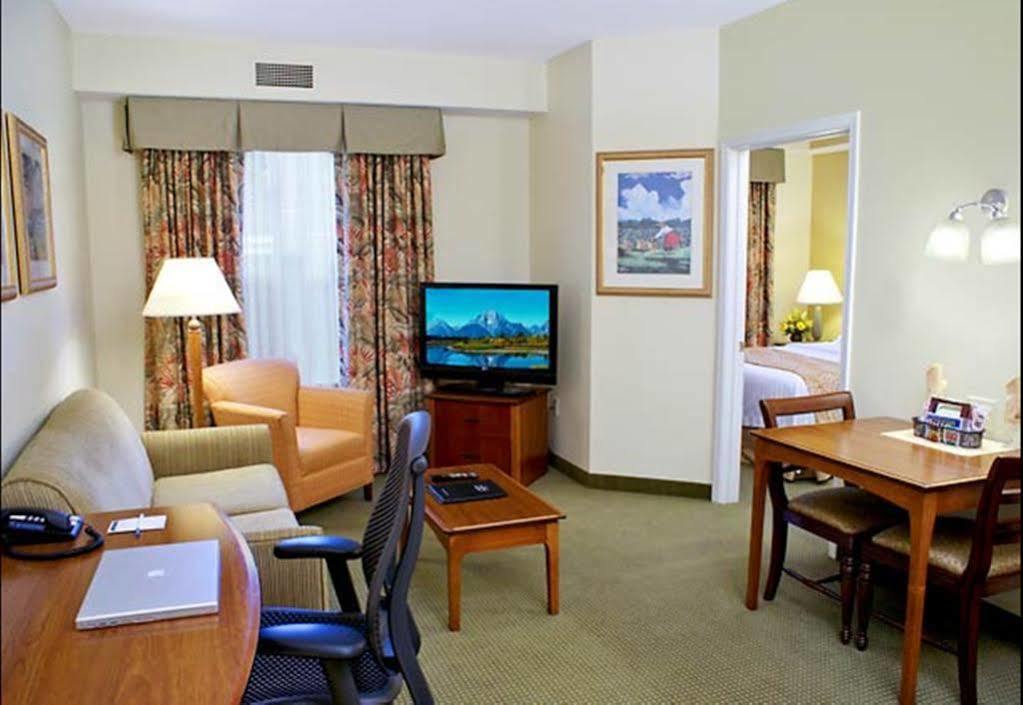מאונט פלזנט Residence Inn By Marriott Charleston Mt. Pleasant מראה חיצוני תמונה
